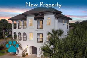 Luxury 5BR Home with Private Pool in exclusive Destiny West